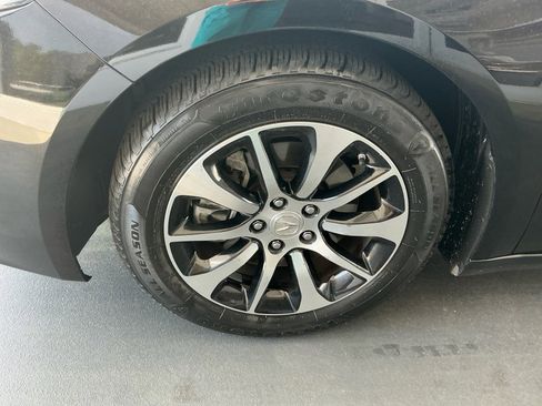 Used 2015 Acura TLX w/ Technology Package image 26