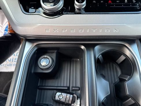 New 2026 Ford Expedition Max Active AWD/4WD image 16