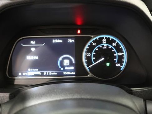 Certified 2025 Nissan Leaf SV Plus FWD image 17