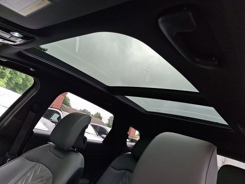 Certified 2023 Kia Sportage X-Line w/ X-Line Premium Package image 15