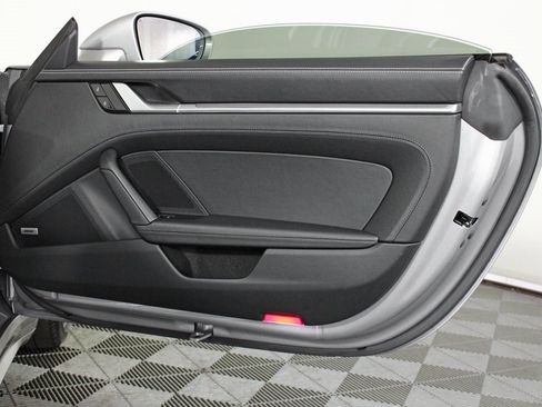 Used 2021 Porsche 911 Turbo image 39