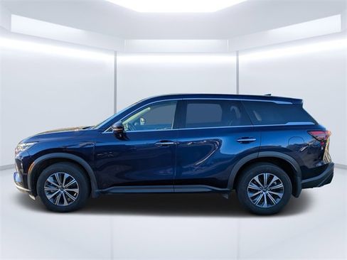 Certified 2025 INFINITI QX60 Pure image 6