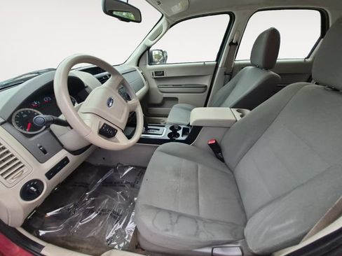 Used 2012 Ford Escape XLS FWD image 9