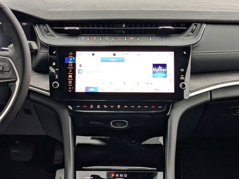 New 2026 Jeep Grand Cherokee L Limited w/ Limited Altitude Package image 18