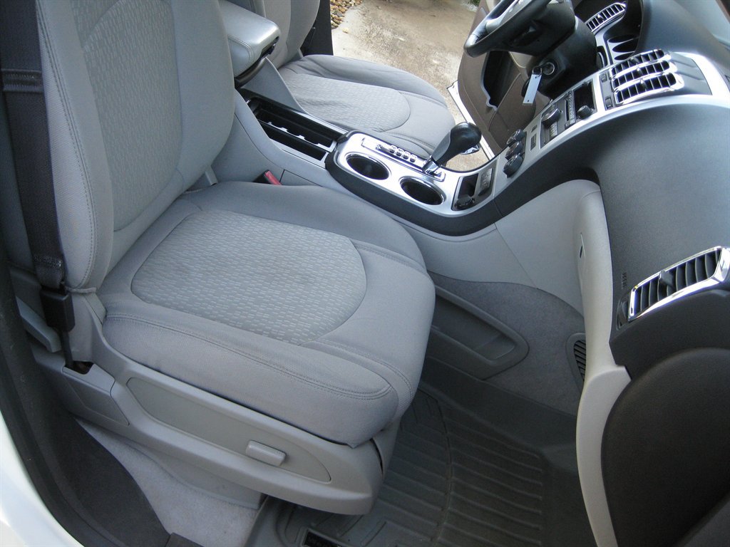 Used 2012 GMC Acadia SLE FWD image 37