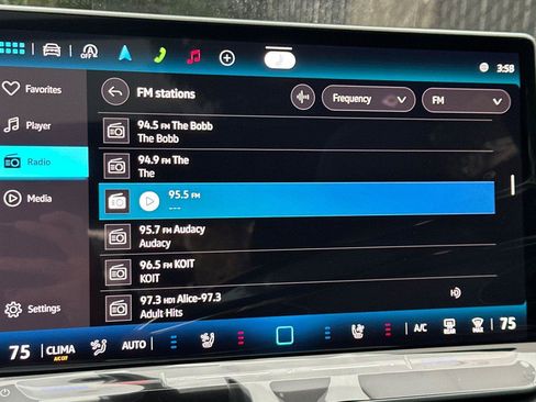 New 2026 Volkswagen Tiguan SEL R-Line AWD/4WD image 17