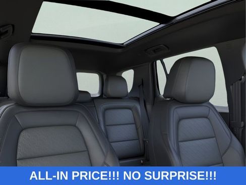 New 2026 Chevrolet Equinox LT w/ Convenience Package II FWD image 18