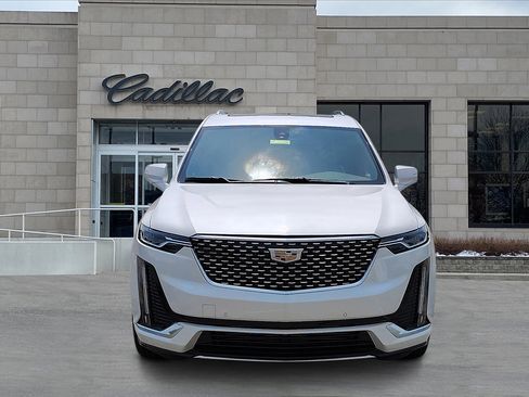New 2025 Cadillac XT6 Luxury w/ LPO, Premium Carpet Package image 8