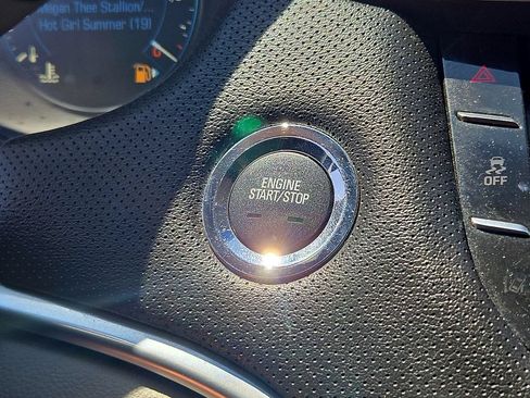 Used 2013 Cadillac XTS Premium AWD/4WD image 24