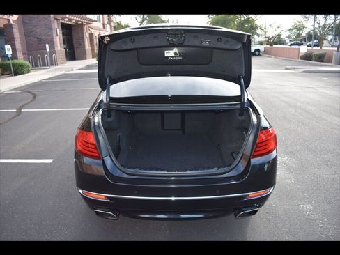 Used 2016 BMW 550i Sedan image 21