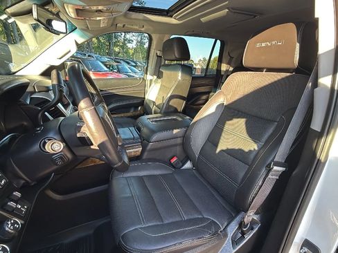 Used 2016 GMC Yukon Denali w/ Open Road Package image 12