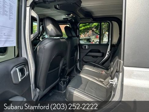 Used 2020 Jeep Gladiator Overland AWD/4WD image 22