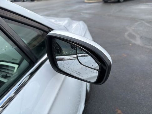 Used 2018 Ford Fusion S image 8