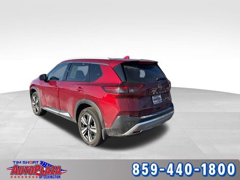 Used 2023 Nissan Rogue Platinum w/ Platinum Premium Package image 3