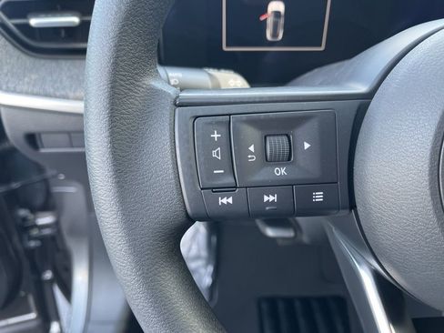 New 2026 Nissan Kicks SV AWD/4WD image 30