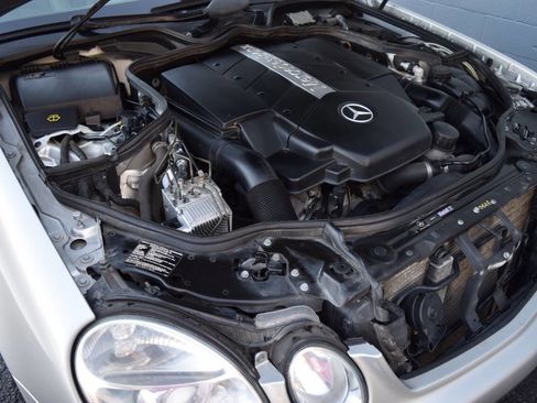 Used 2004 Mercedes-Benz E 500 Sedan image 67