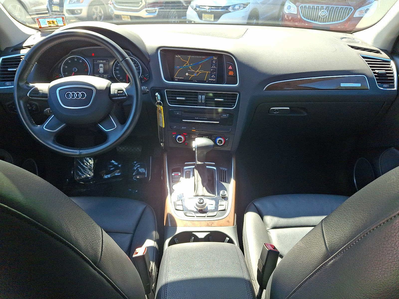 Used 2017 Audi Q5 2.0T Premium Plus w/ Technology Package AWD/4WD image 10