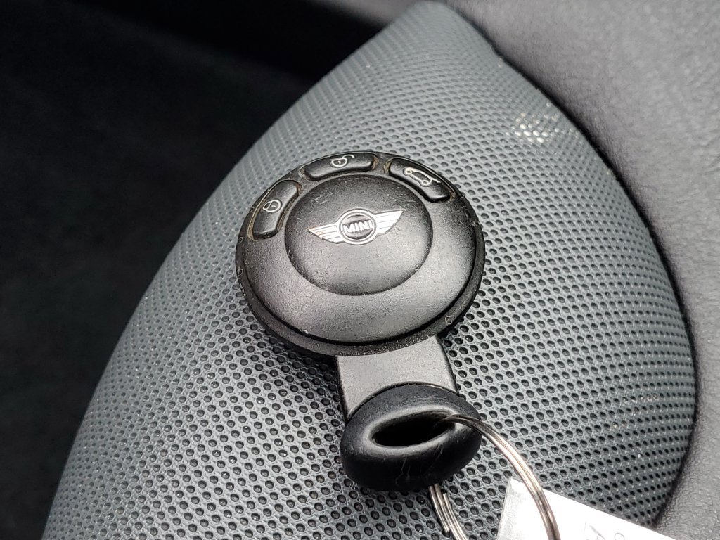 Used 2010 MINI Cooper S FWD image 29
