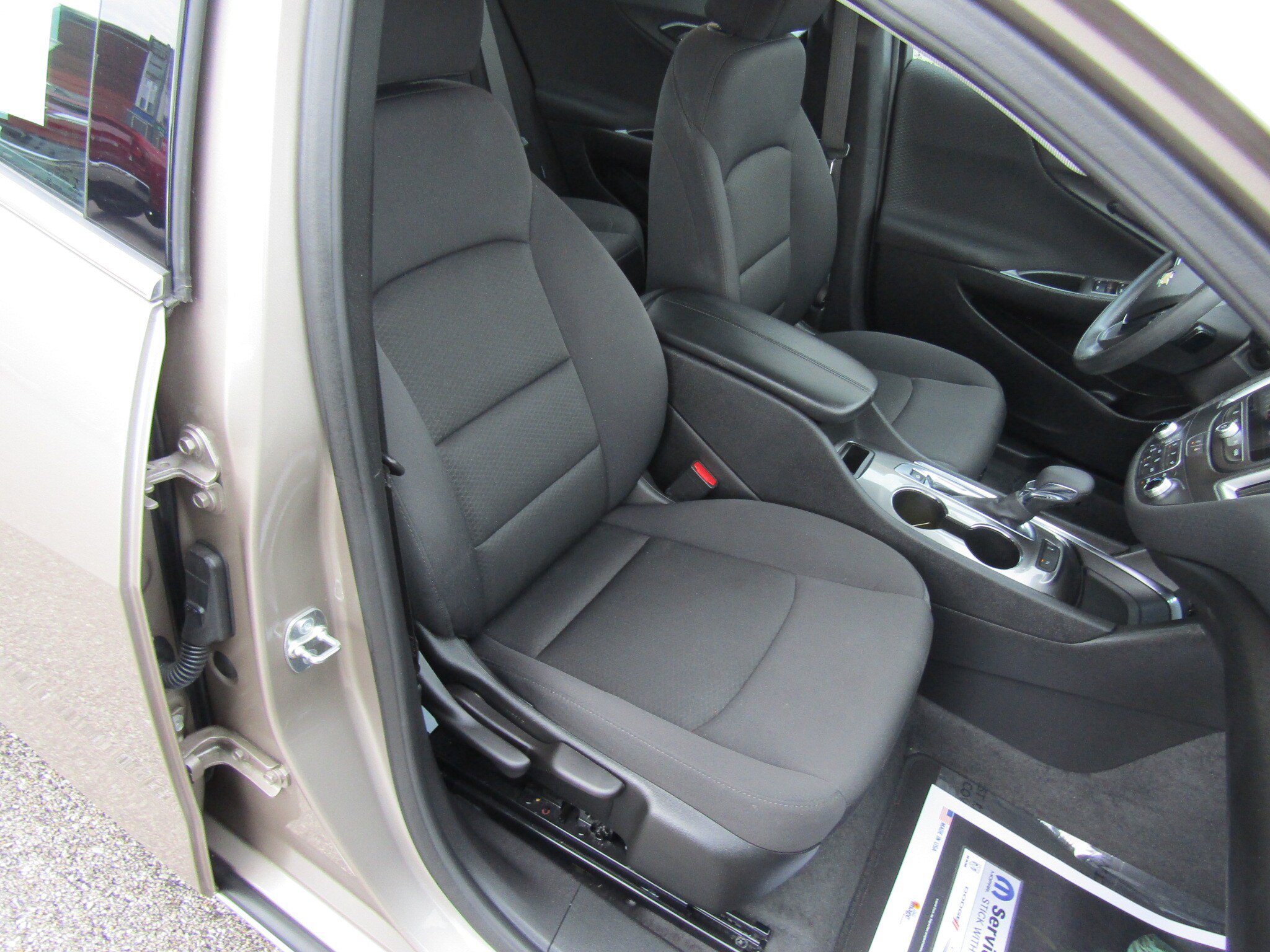 Used 2024 Chevrolet Malibu LT FWD image 17