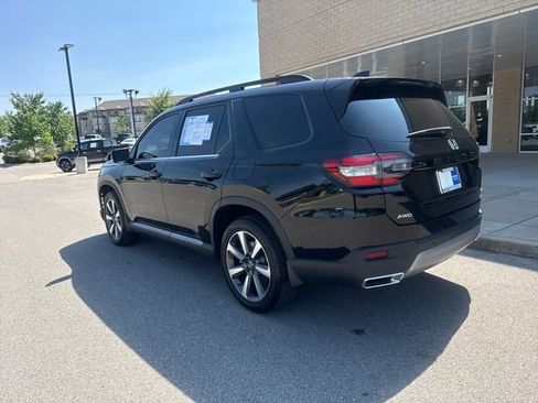 Certified 2025 Honda Pilot Elite image 2