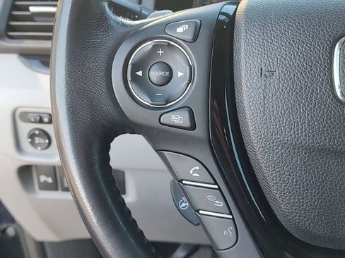 Used 2017 Honda Pilot Elite image 22