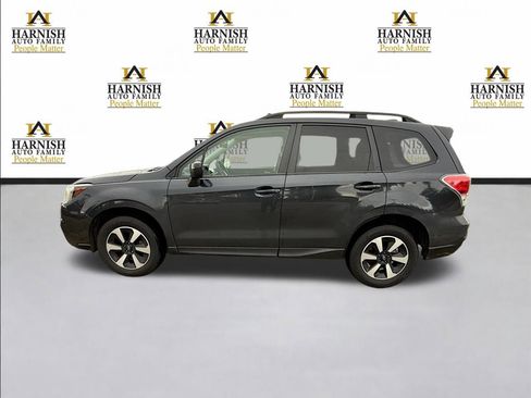 Used 2017 Subaru Forester 2.5i Premium w/ All-Weather Package image 2