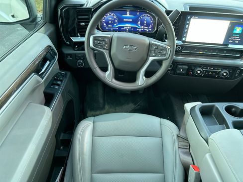 Used 2025 Chevrolet Silverado 1500 RST w/ Protection Package image 17