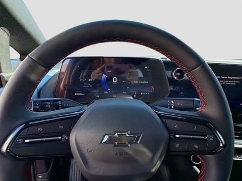 New 2026 Chevrolet Equinox EV RS AWD/4WD image 21