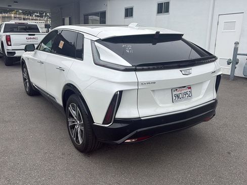 Used 2024 Cadillac Lyriq Luxury RWD image 5