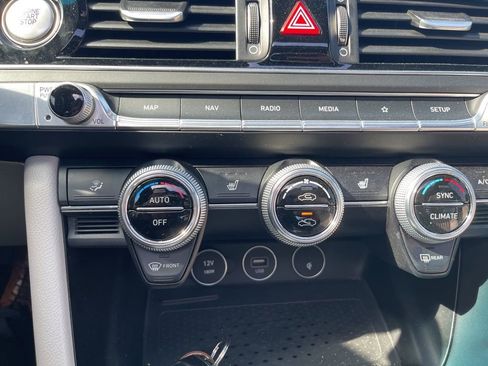 Used 2022 Genesis G70 2.0T w/ Prestige Package image 13