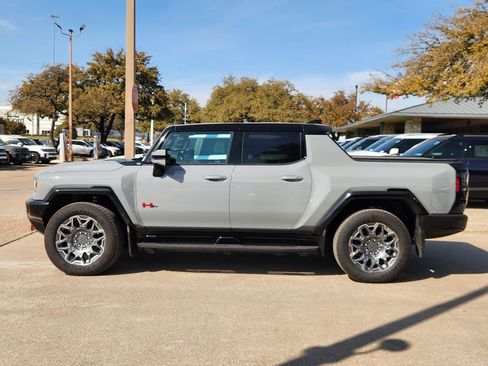 Used 2025 GMC Hummer EV 3X w/ LPO, Sport Package AWD/4WD image 4