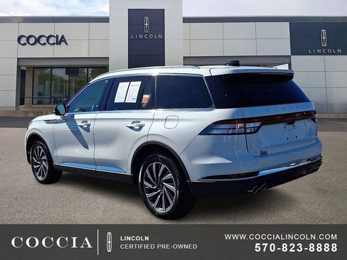 Certified 2025 Lincoln Aviator AWD image 6