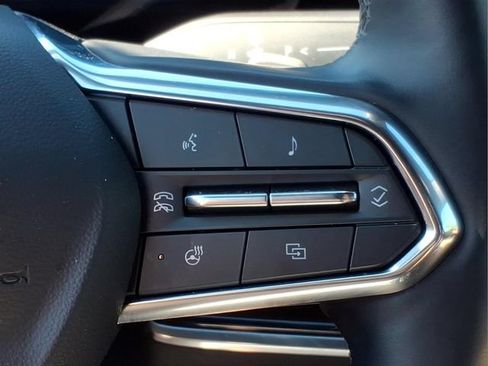 Used 2025 Chevrolet Equinox ACTIV AWD/4WD image 25