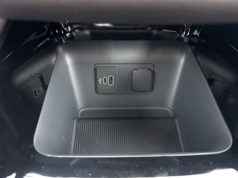 New 2026 Ford Explorer Platinum w/ LUX Leather Package image 38