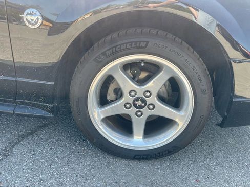 Used 2004 Ford Mustang GT image 9