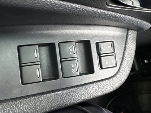 Used 2022 Honda Pilot Sport image 19