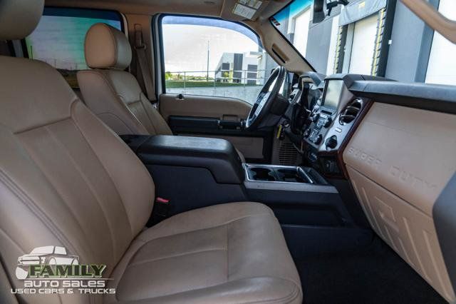 Used 2016 Ford F250 Lariat w/ Lariat Ultimate Package AWD/4WD image 26