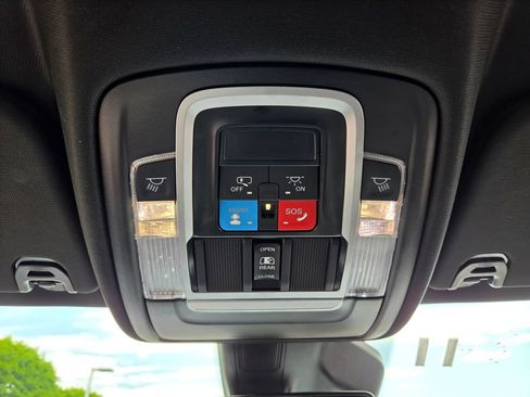 Used 2026 RAM 1500 Laramie AWD/4WD image 26
