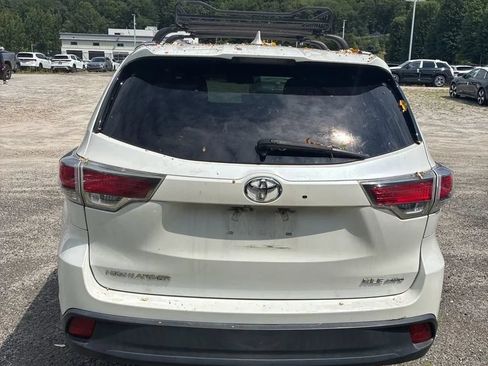 Used 2015 Toyota Highlander XLE AWD/4WD image 7