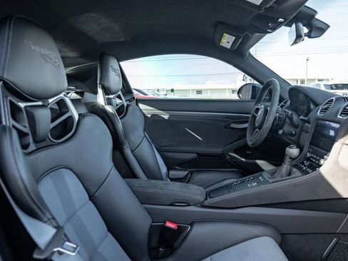 Used 2024 Porsche 718 Cayman GT4 RS image 37