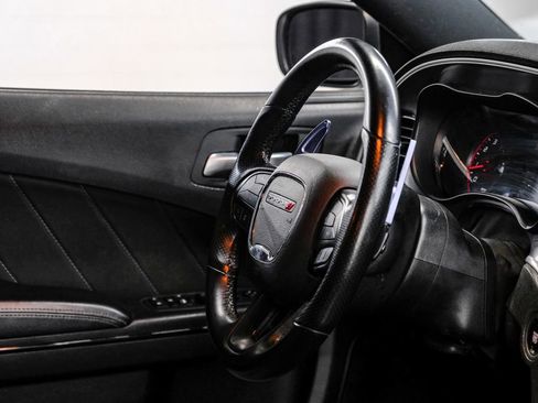 Used 2020 Dodge Charger R/T w/ Blacktop Package image 19