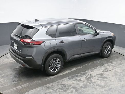 Used 2023 Nissan Rogue S image 28