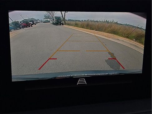 Used 2024 Buick Encore GX Sport Touring image 13