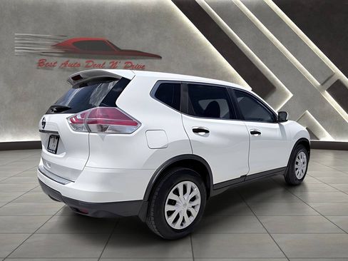 Used 2016 Nissan Rogue S FWD image 9