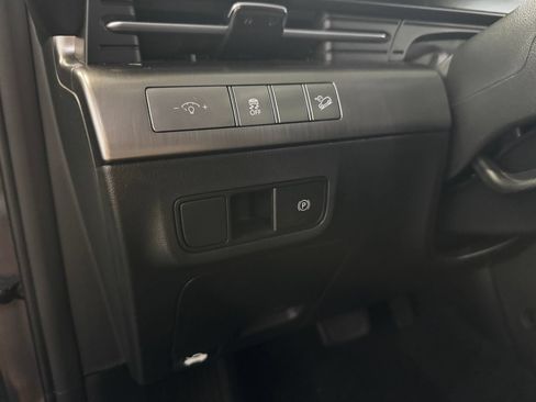 Used 2025 Hyundai Kona SEL AWD/4WD image 22