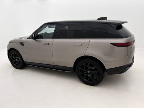 Used 2023 Land Rover Range Rover Sport SE image 10