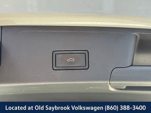 Certified 2022 Volkswagen Atlas Cross Sport SEL Premium R-Line image 20