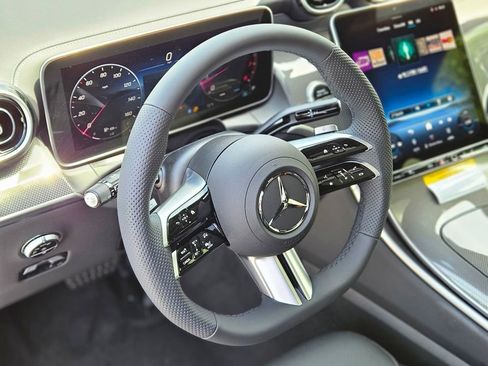 New 2026 Mercedes-Benz GLC 300 4MATIC image 19