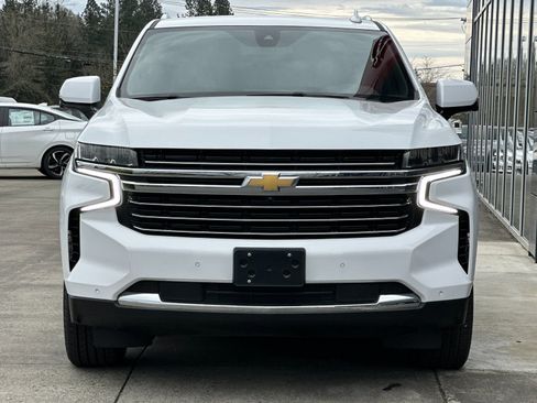 Used 2022 Chevrolet Tahoe LT w/ Luxury Package AWD/4WD image 8