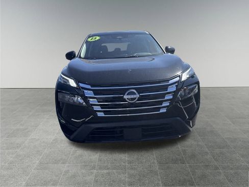 Used 2025 Nissan Rogue SV image 9
